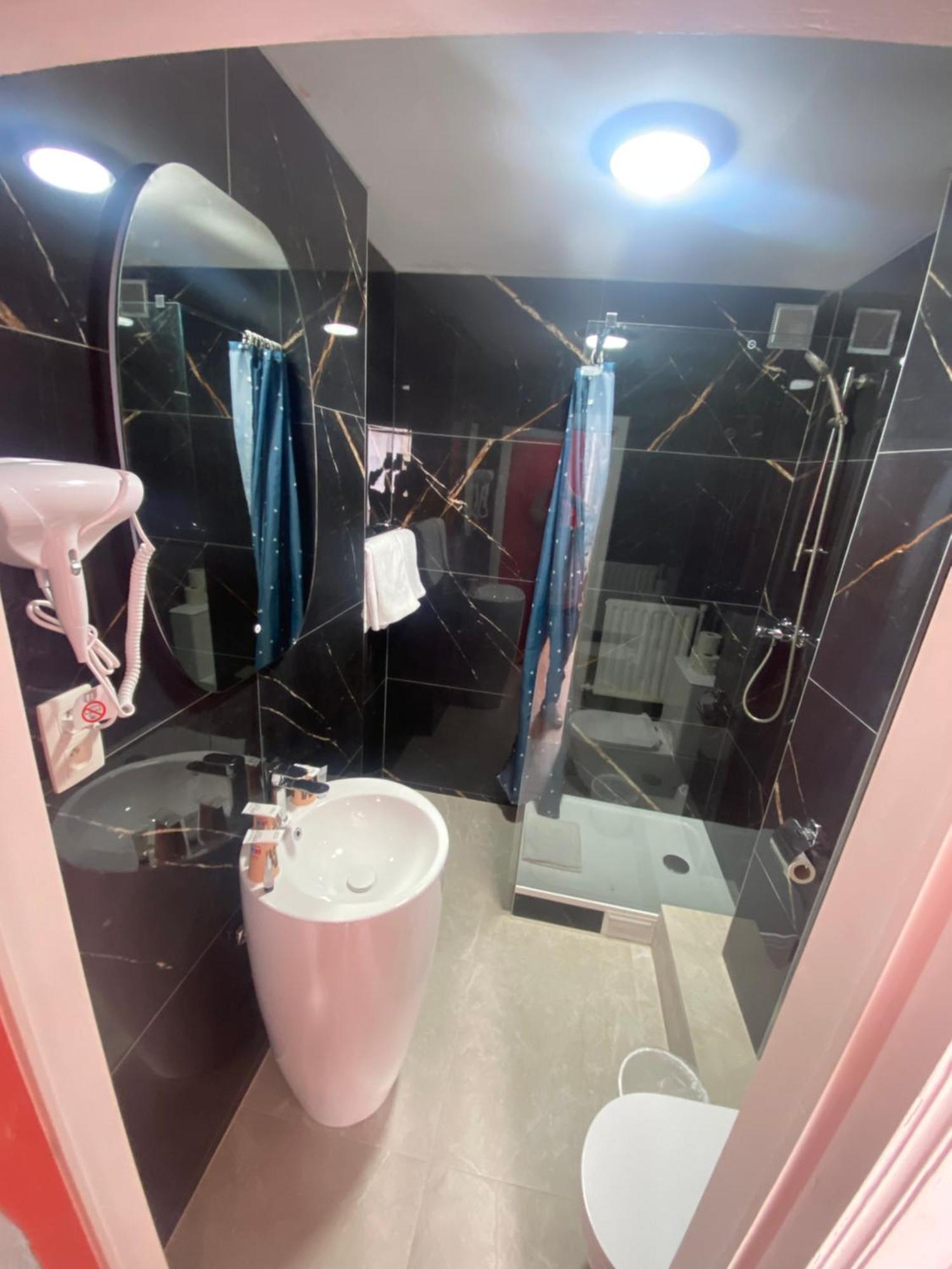 Hotel Windsor Bruxelles Extérieur photo